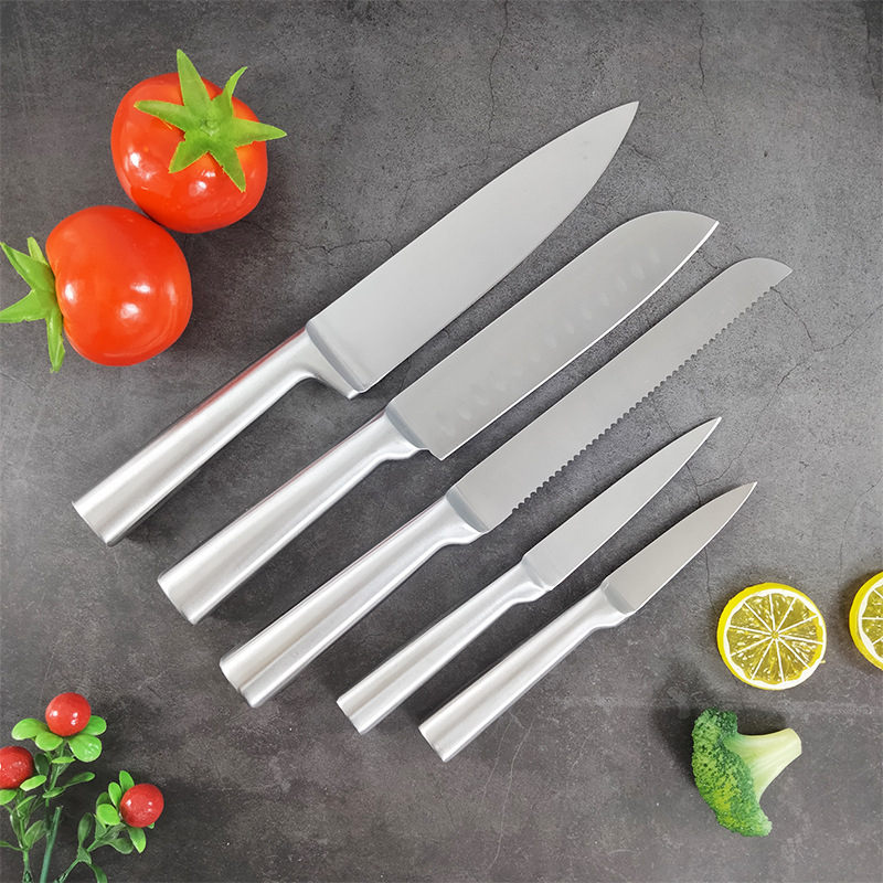 Septynių peilių virtuvės rinkinis su tuščiavidure rankena, tiesiais kvadratiniais vamzdeliniais rankenėliais – ašmenys iš 4Cr13 nerūdijančio plieno, šlifuotas paviršius, galo kampas virš 60°