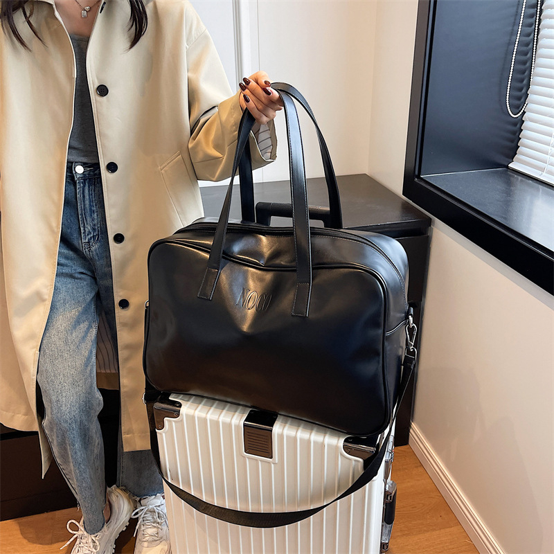 Fitness torba unisex za putovanja, kapacitet do 20 L, PU materijal, otporna na habanje, gradski stil