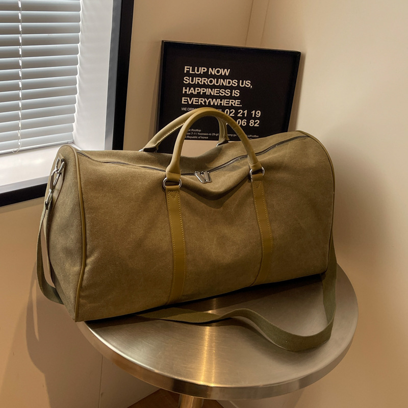 Putnička torba, kapacitet 20–35 L, platno, odjeljak za suhe i mokre, unutarnji džepovi sa zatvaračem i džep za telefon, zatvaranje na zip