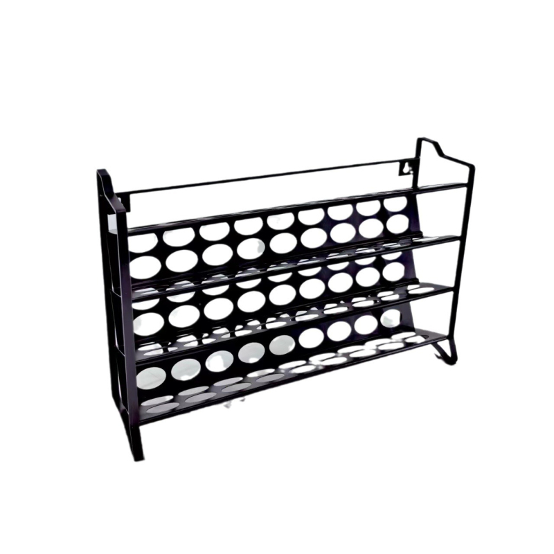 Keturių lygių sieninis prieskonių stovas su išpjovų dizainu, skirtas virtuvės spintai, talpina 28 prieskonių buteliukus, plieninė viela, pasukamas, šiuolaikiškas minimalistinis stilius