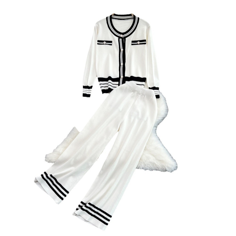 Ženski dvodjelni kostim: pleteni kardigan s okruglim izrezom i kontrastnim dizajnom, hlače visokog struka, ravni kroj, široke nogavice, poliester