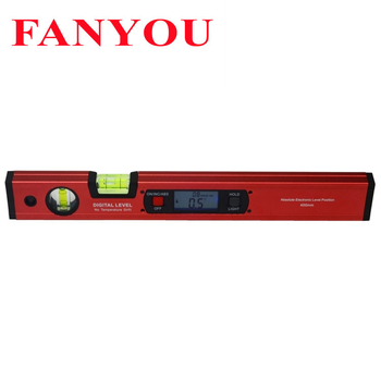 Алуминиева сплав цифров нивелир с магнитно задно осветяване, точност 0,2°, тегло 300 г