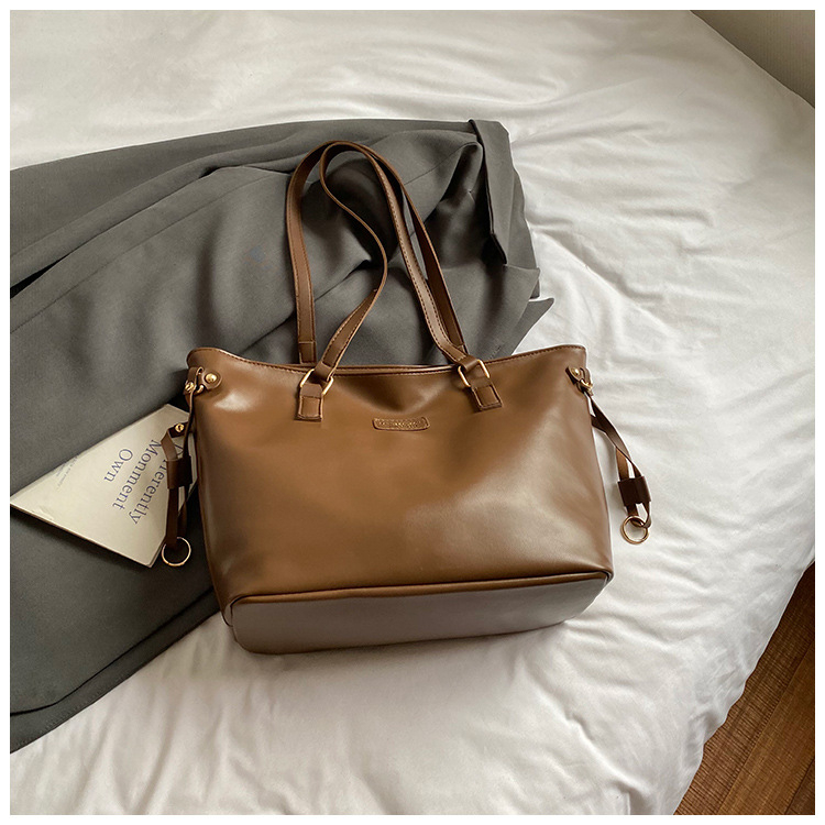 Ženska tote torba, PU materijal, street-trend stil, zatvaranje na zip, unutarnji pretinac za telefon, horizontalnog kvadratnog oblika