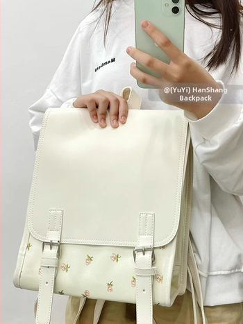 Σακίδιο για το σχολείο — νάιλον ύφασμα, νάιλον επένδυση, σύστημα ιμάντων με μαξιλαράκι αέρα, για σχολική χρήση, φθινόπωρο 2024.