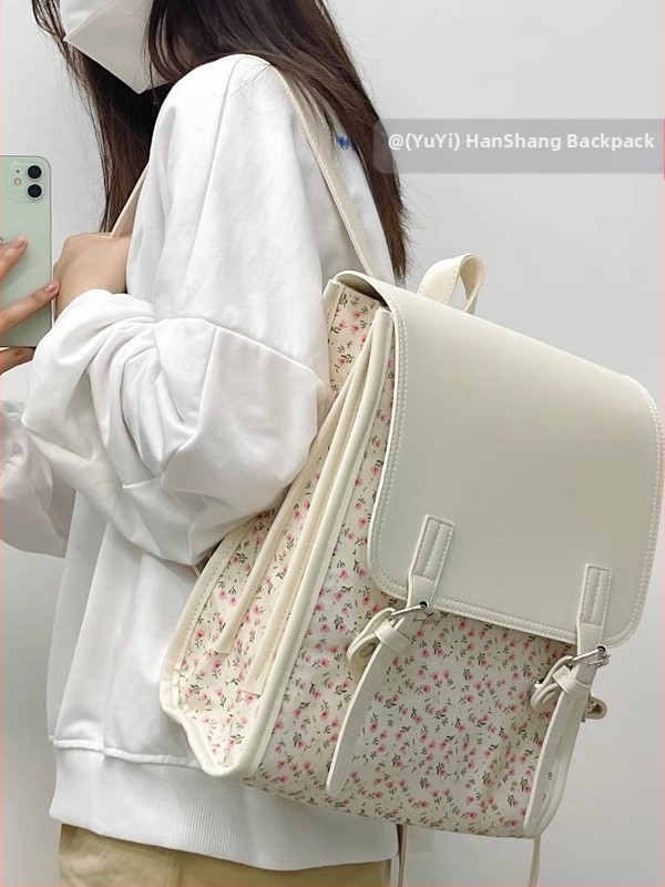 Školský batoh — nylonový materiál, nylonové podšívka, systém ramenných popruhov s nafukovacím vankúšom, na školu, jeseň 2024.