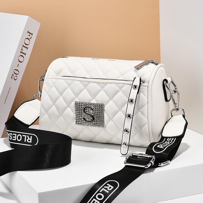 PU kožna ženska torbica za rameni, stil jastuka, horizontalno kvadratnog oblika, zatvaranje na zip, unutarnja džep sa zipom