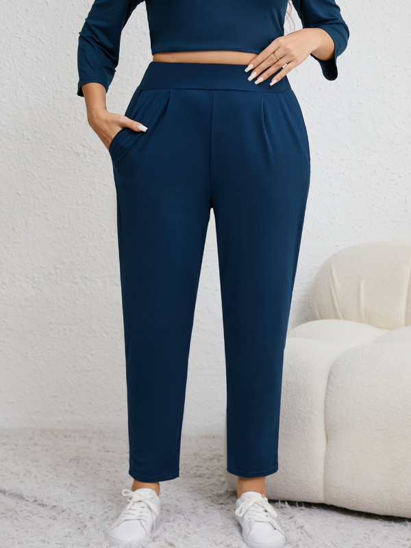 Női jóganadrág - poliészter-spandex keverék, egyenes szabású, 3/4 hosszú