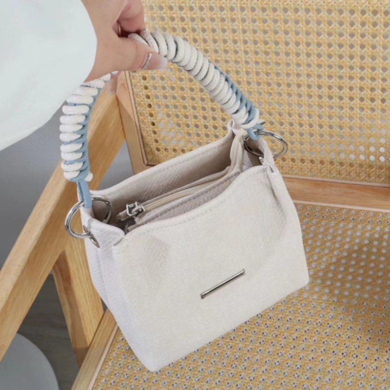 Moteriška PU odos dėžutės formos rankinė su grandine – elegantiška, kasdienė rankinė