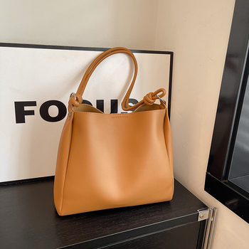 Geantă de umăr pentru femei, stil street fashion, PU, formă orizontală pătrată, închidere magnetică