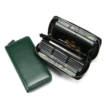 Dámska kožená peňaženka s dlhým accordéon dizajnom a zipsom Oak Wood štýl (Materiál: pravá koža; Povrch: top-layer hovädzia koža; Podšívka: mikrovlákno; Vzor: jednofarebný; Vydanie: jeseň 2023)