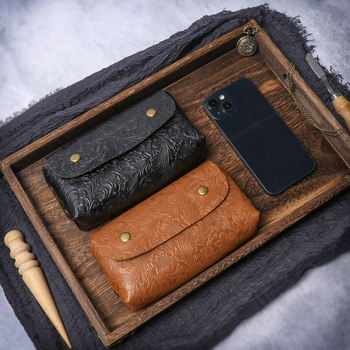 Ženska mini kvadratna torbica od prave kože, oblik jastuka, zatvaranje kapom, pretinac za mobitel