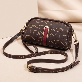 Ženska crossbody torba, kvadratnog dizajna, PVC materijal, zatvarač, za slobodno vrijeme