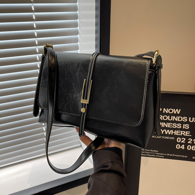 PU ženska torbica u urbanom minimalističkom stilu, mala kvadratna torba za rame, horizontalnog oblika, s džepom na zip, poliester podstava