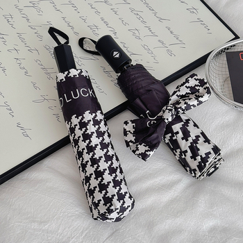 Houndstooth rašto skėtis, trijų dalių, UV apsauga UPF virš 50, automatinis atidarymas, 8 pluošto rėmas