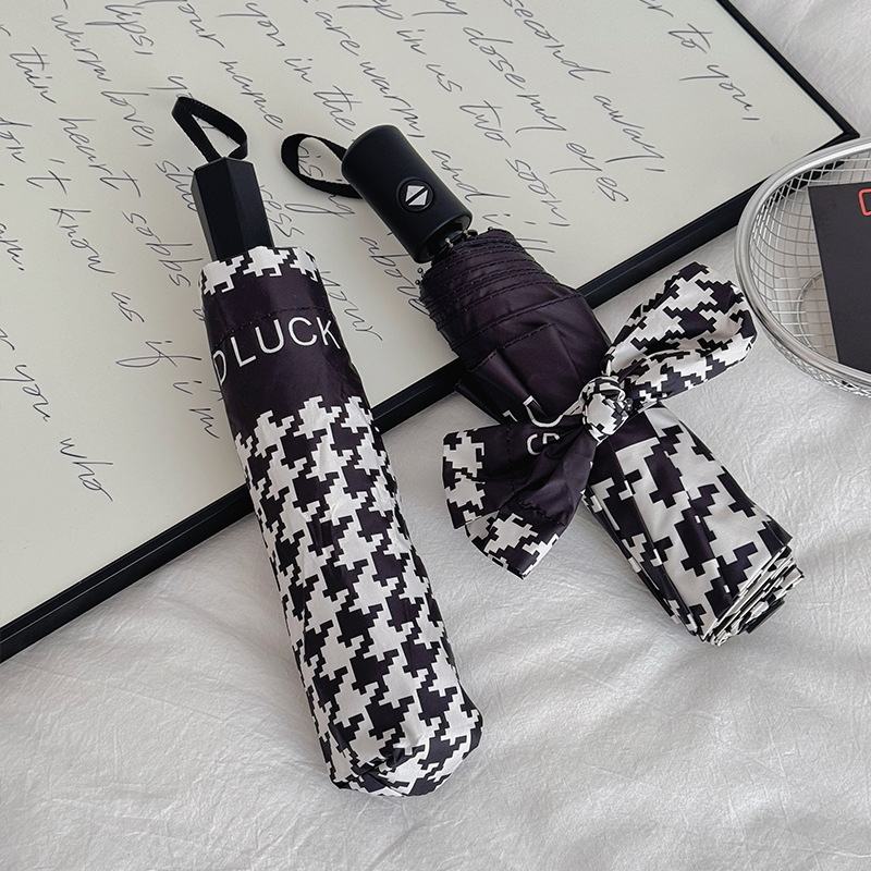 Houndstooth rašto skėtis, trijų dalių, UV apsauga UPF virš 50, automatinis atidarymas, 8 pluošto rėmas