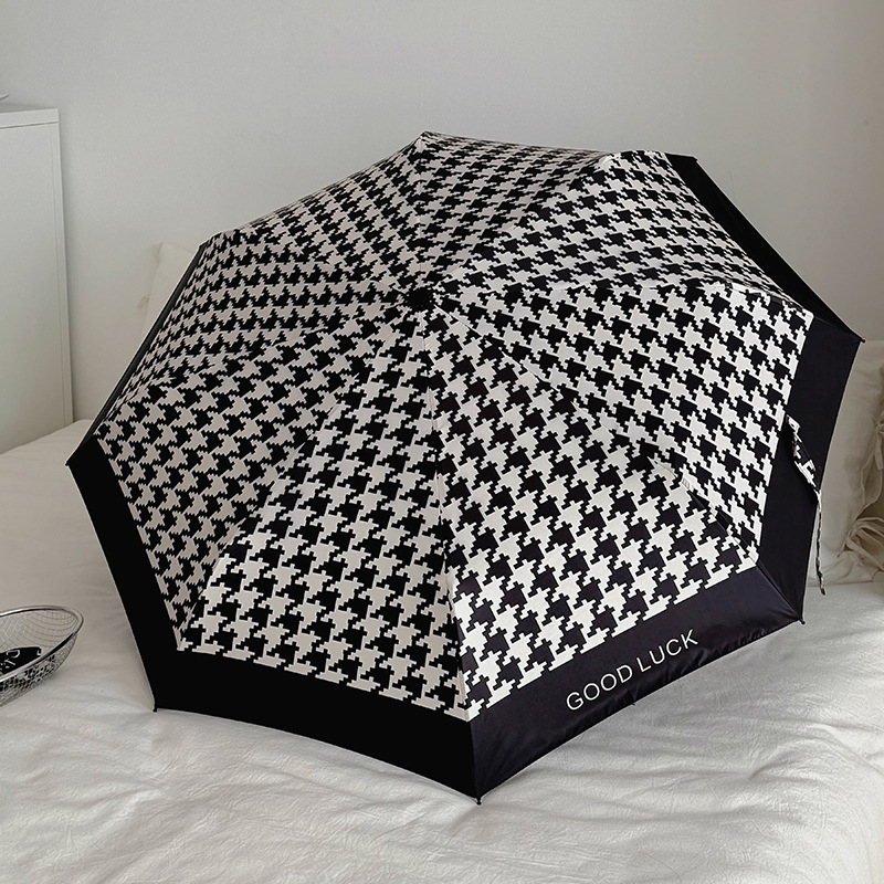 Houndstooth rašto skėtis, trijų dalių, UV apsauga UPF virš 50, automatinis atidarymas, 8 pluošto rėmas