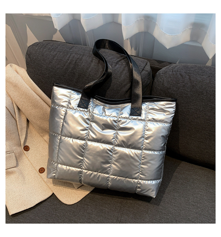 Tote чанта PU – малък размер, магнитно закопчаване, хоризонтално квадратна форма, вътрешен джоб със цип