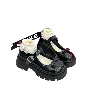 Γυναικείες Mary Jane με χοντρή σόλα — PU επάνω μέρος, στρογγυλή μύτη, ύψος τακουνιού 3–5 cm, χοντρή σόλα, κλείσιμο με μία αγκράφα