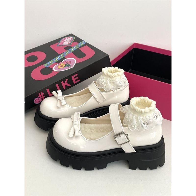 Női Mary Jane cipő vastag talppal — PU felsőrész, kerek orr, középmagas sarok 3–5 cm, vastag talp, egy vonalú csattal zárás