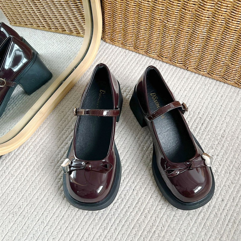 Παπούτσια Mary Jane – Γαλλικό Ρετρό Στυλ, Στρογγυλή Μύτη (PU επάνω μέρος; Μεσαίο ύψος τακουνιού 3–5 εκ; Καουτσούκ σόλα; Εσωτερικό τεχνητό δέρμα)