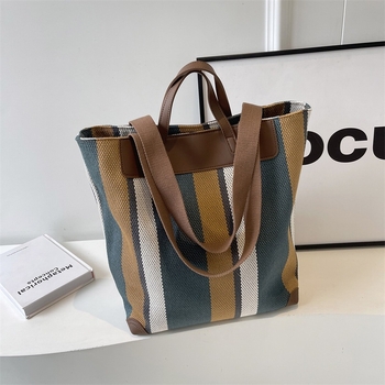 Tote torba od platna, gradski stil, vertikalni kvadratni oblik, zatvaranje zipom, poliester podstava