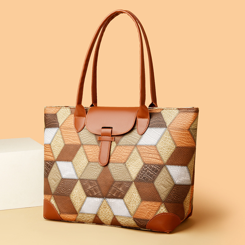 PU ženska torbica na ramenu sa zatvaračem, vodoravni kvadratni oblik, unutarnja džep s zatvaračem, jedna naramenica, za svakodnevnu upotrebu