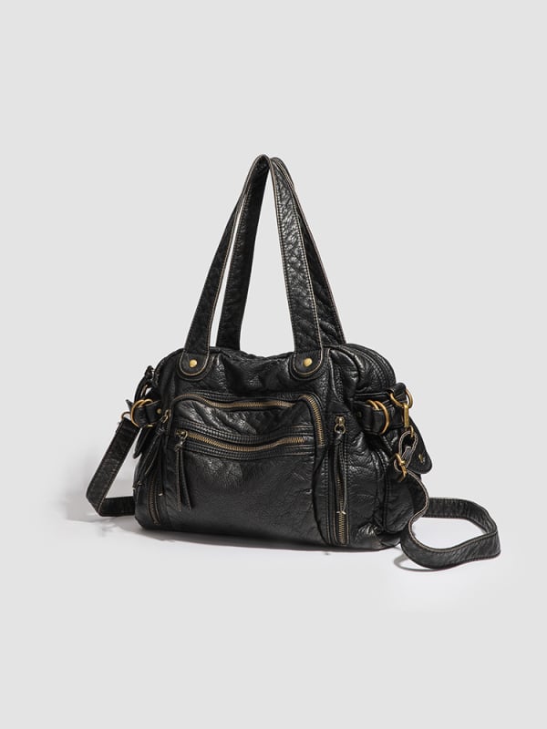 PU anyagú utazótáska vállon, cipzáras záródás, függőleges négyzet alakú, belső cipzáras zseb, Poliészter bélés