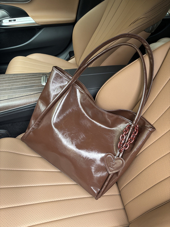 Mekana PU kožna tote torba s velikim kapacitetom, ležerni stil putovanja, oblik torbe za kupovinu, otvoreni vrh, poliester podstava, džep za mobitel