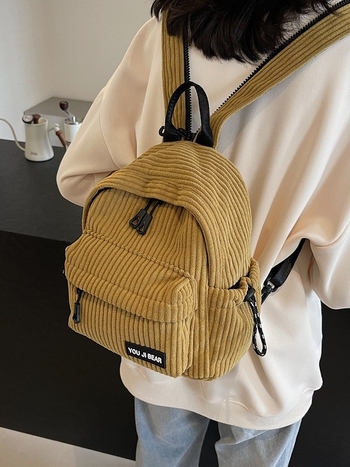 Mini ruksak u uličenom stilu, corduroy materijal, poliester podstava, zatvarač, trodimenzionalna vanjska torba