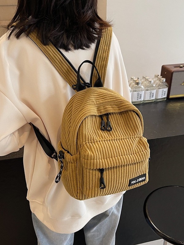 Mini ruksak u uličenom stilu, corduroy materijal, poliester podstava, zatvarač, trodimenzionalna vanjska torba