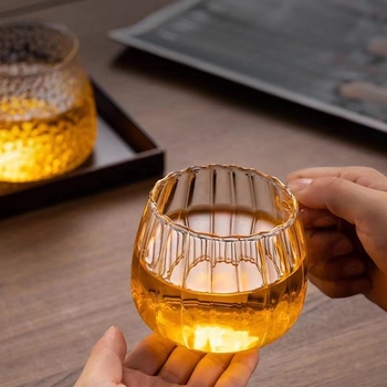 Κούπα νερού σε ιαπωνικό στυλ με σχέδιο πετάλων, ευρύ στόμιο, μονοστρωματικό borosilikat γυαλί, με λαβή