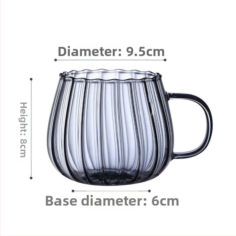 Pohár na vodu v japonskom štýle s motívom lupienkov, široké hrdlo, jednovrstvé borosilikátové sklo, s držadlom