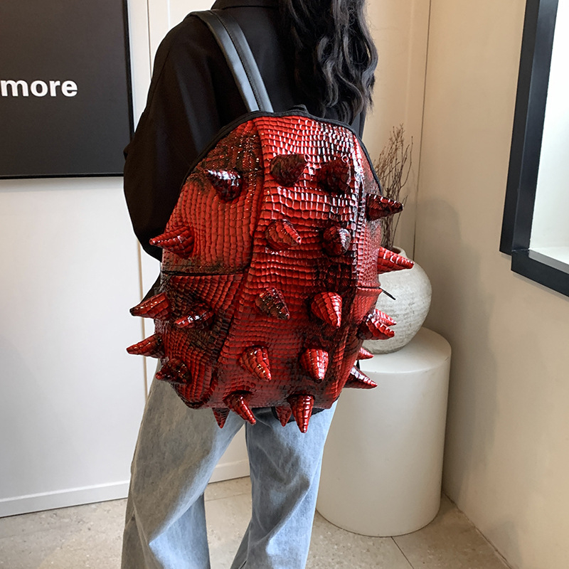 Ruksak u stilu street fashion, PU koža, proljeće 2025, velika kapaciteta, zatvaranje zatvaračem, unutarnja džep sa zatvaračem