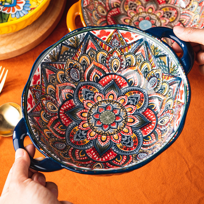 Bohemiško stiliaus porcelininis dubenėlis su dviem rankenėlėm, gėlių raštas, apvalus, retro stilius