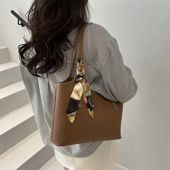 Ženska torbica preko ramena – uličnog stila, PU materijal, podstava od poliestera, vodoravni kvadratni oblik, zatvarač