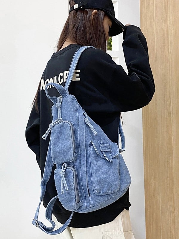 Denim ruksak sa srcolikim oblikom, zatvarač, više džepova, džep za telefon