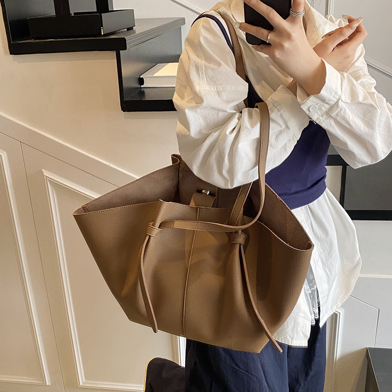 Ženska tote torba velikog kapaciteta – PU materijal, magnetska kopča, pretinac za mobitel, dvostruke ručke, vodoravni kvadratni oblik, proljeće 2025