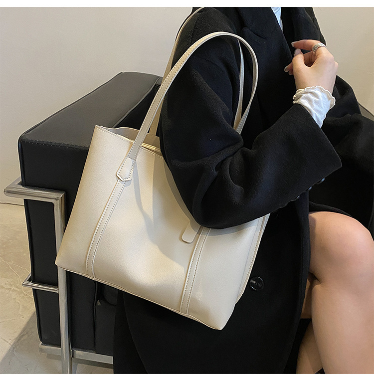 Ženska tote torba – gradski jednostavan stil, vertikalan kvadratni oblik, jesen 2024, laminirani unutarnji džep sa zipom, magnetsko zaključavanje