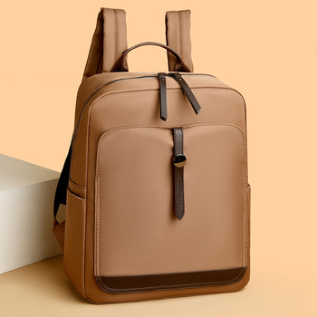 Utcai trend hátizsák, könnyű utazáshoz, cipzáras zárás, belső cipzáras zseb, poliészter bélés