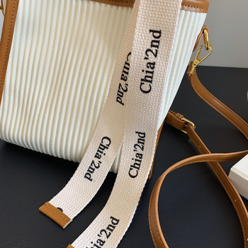 Ženska PU tote torba s magnetskim zatvaranjem, vodoravnog četvrtastog oblika, unutarnja pretinica za telefon