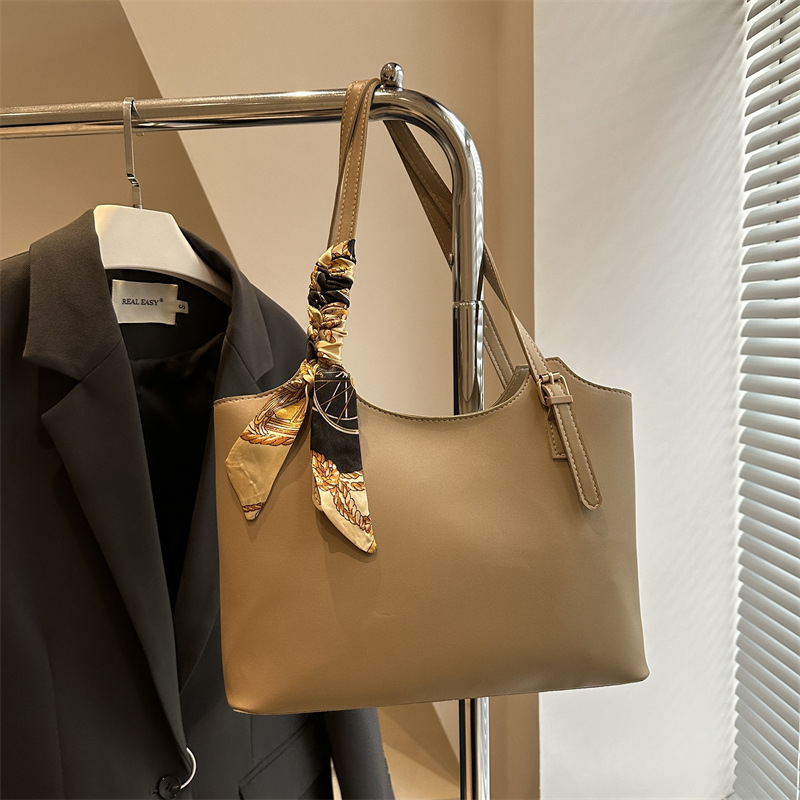 Crossbody Tote torba od PU, horizontalnog kvadratnog oblika, zatvaranje sa zatvaračem, unutarnji tajni džep sa zatvaračem