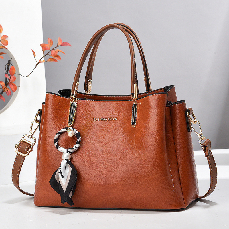 PU Tote torba za žene, velika kapaciteta, unutarnji džepovi sa zatvaračem (džep sa zatvaračem, džep za mobitel, džep sa zatvaračem), zatvaranje zipom, poliesterska podstava, dvije naramenice