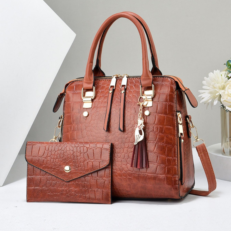 rpinala Дамска кръстосана чанта, PU материал, стил Urban Simplicity; вертикална квадратна форма, цип за отваряне, вътрешни джобове (джоб с цип, джоб за телефон, джоб за лична карта)