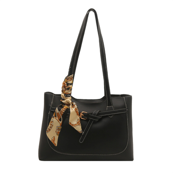 Tote torba, gradski street style, PU materijal, zatvarač, poliester podstava, horizontalni kvadratni oblik