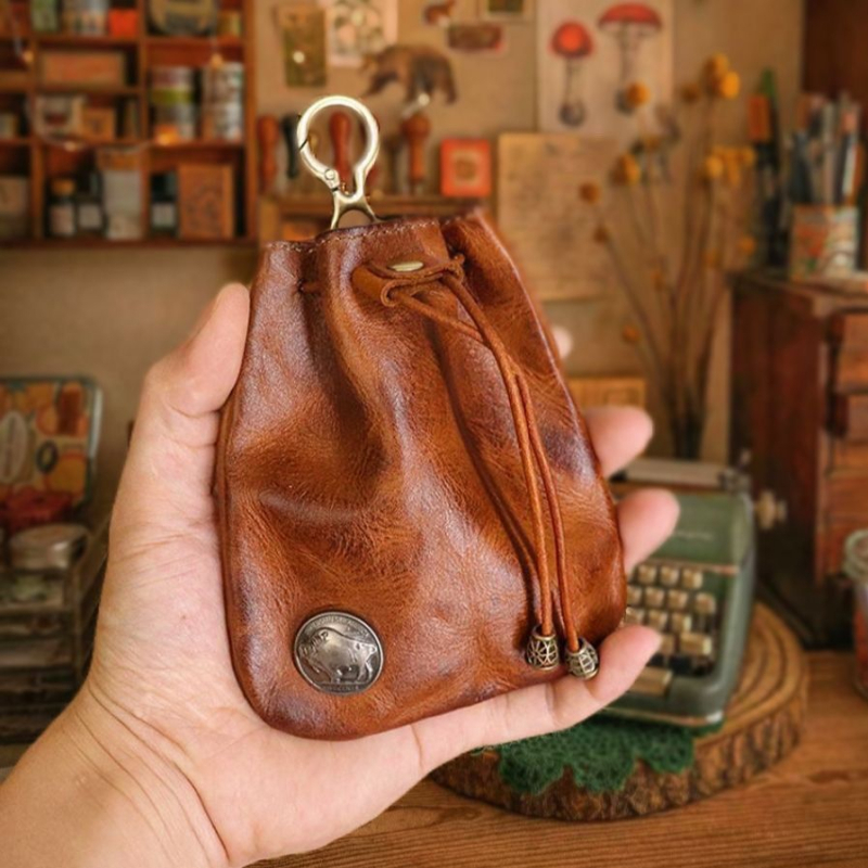 Portofel pentru monede și suport pentru carduri, Piele de vită, căptușeală: Piele de vită, Model animal, Antibacterian, Primăvara 2025