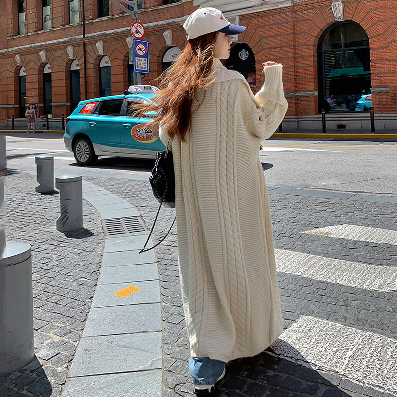 Kardigan bez ovratnika, debeli pleteni s 3D uzorkom i jednim gumbom