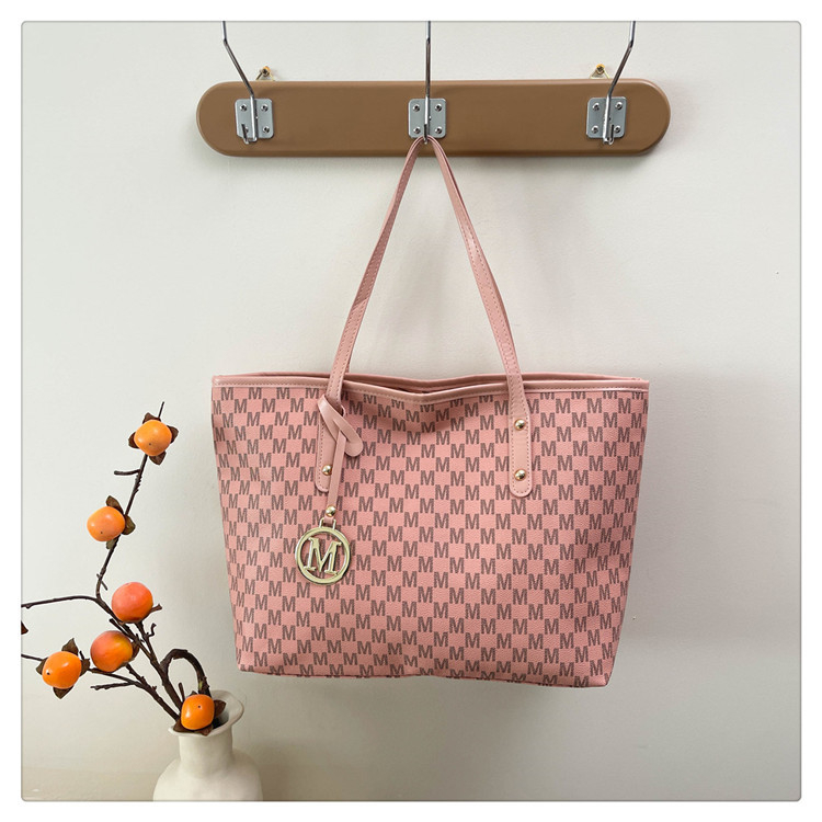 Ženska tote torba za svakodnevnu upotrebu, street fashion stil, PU materijal, vodoravni kvadratni oblik, zatvarač, unutarnja džep za telefon