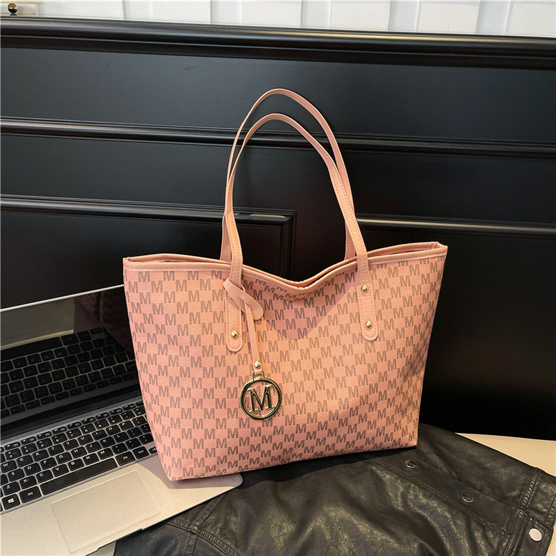 Ženska tote torba za svakodnevnu upotrebu, street fashion stil, PU materijal, vodoravni kvadratni oblik, zatvarač, unutarnja džep za telefon