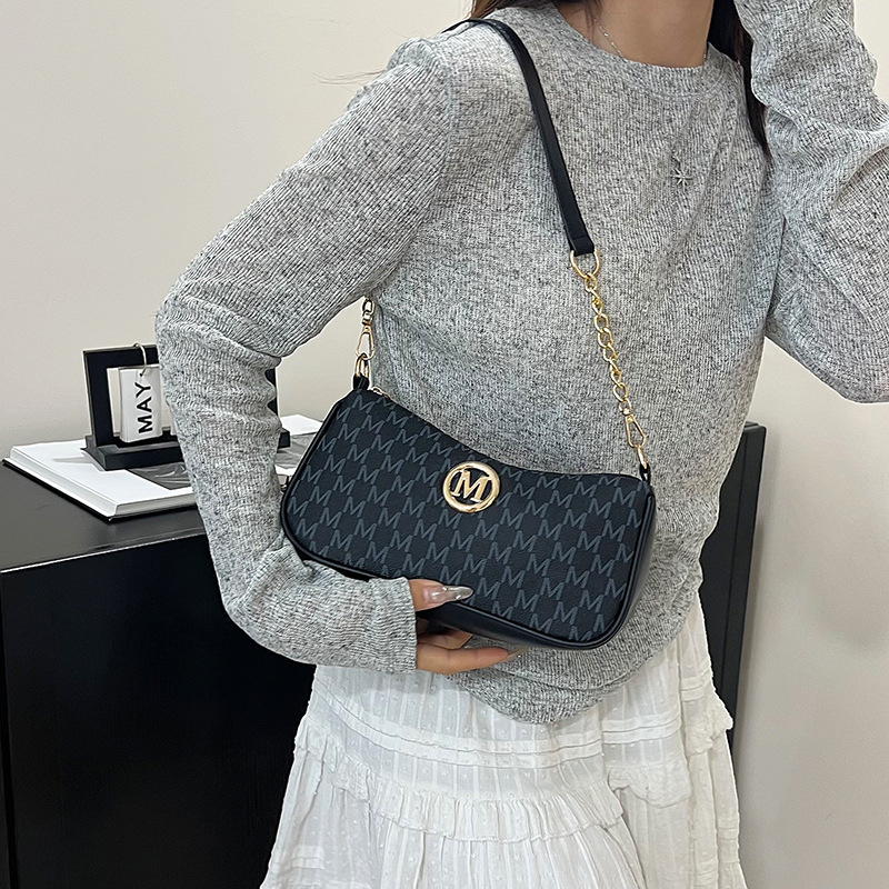 PU anyagú négyzet alakú oldaltáska cipzárral, poliészter bélés, mobiltelefon-zseb