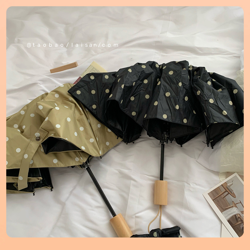 Sulankstomas moterų saulės skėtis su taškuotu raštu, UV apsauga, audinys: TPE, danga: Vinyl, svoris 350 g, pakuotės tūris 0,025 m³